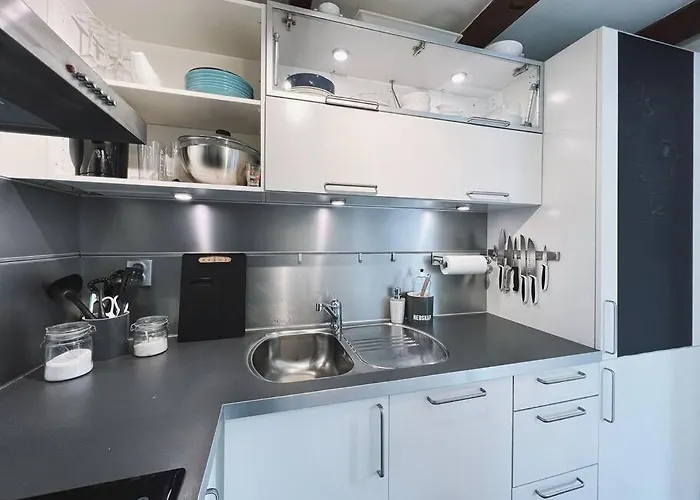 Dinbnb I Loft I Easy Check-in 아파트 *